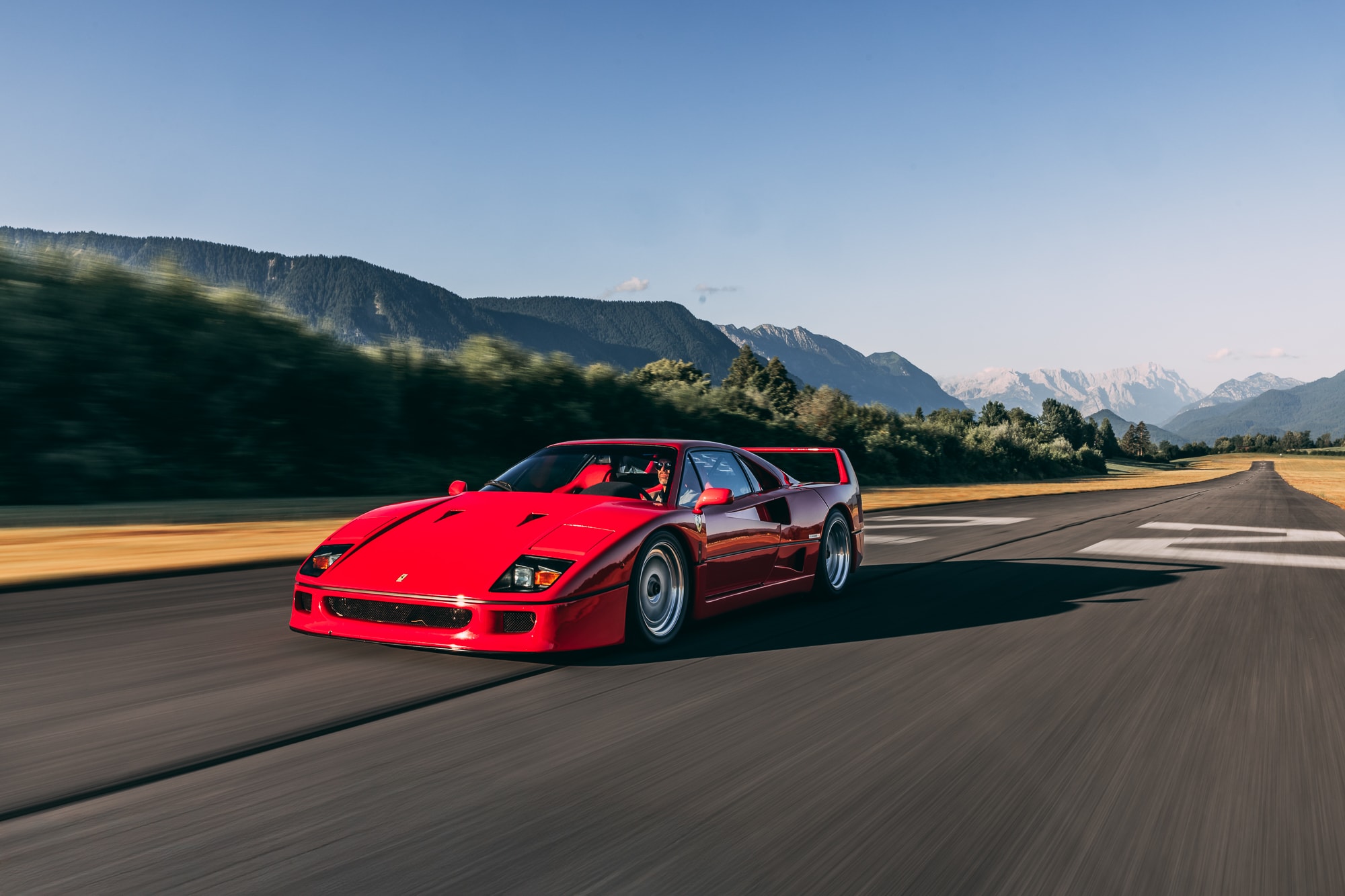 F40