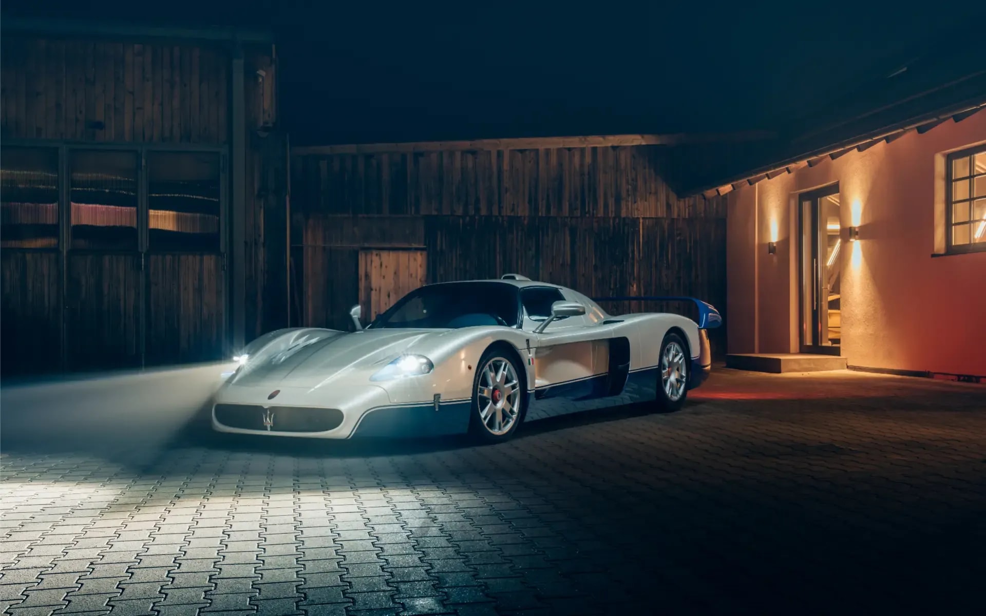 MC12