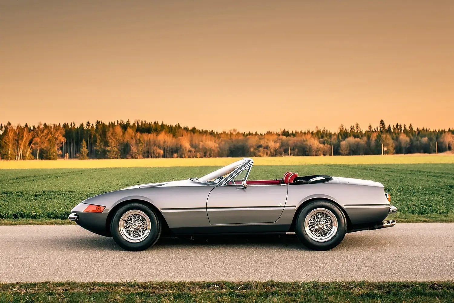 Ferrari 365 GTS/4 Daytona Spyder
