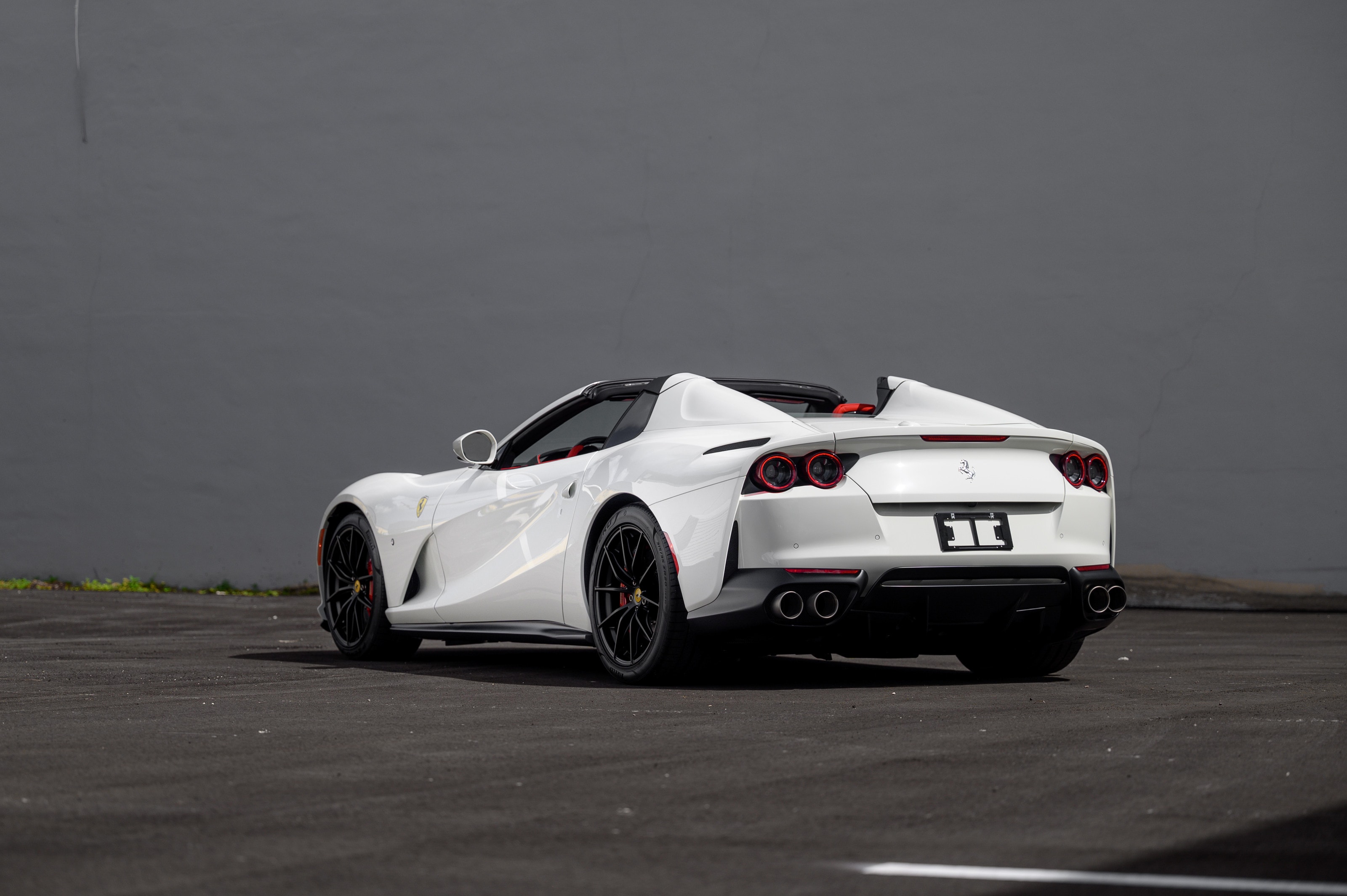 2022 Ferrari 812 GTS