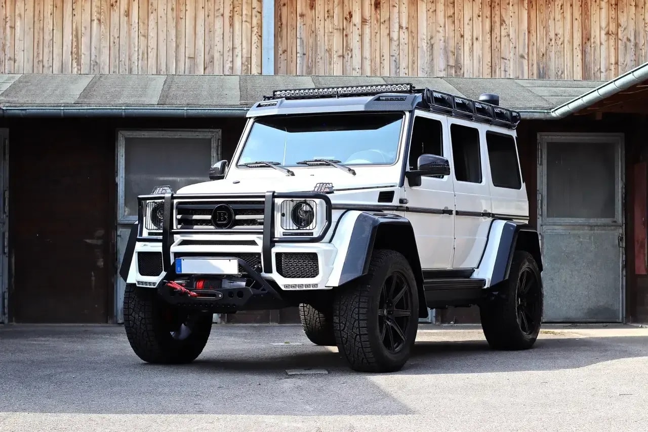 Mercedes-Benz G 500 4x4² BRABUS 550 Adventure