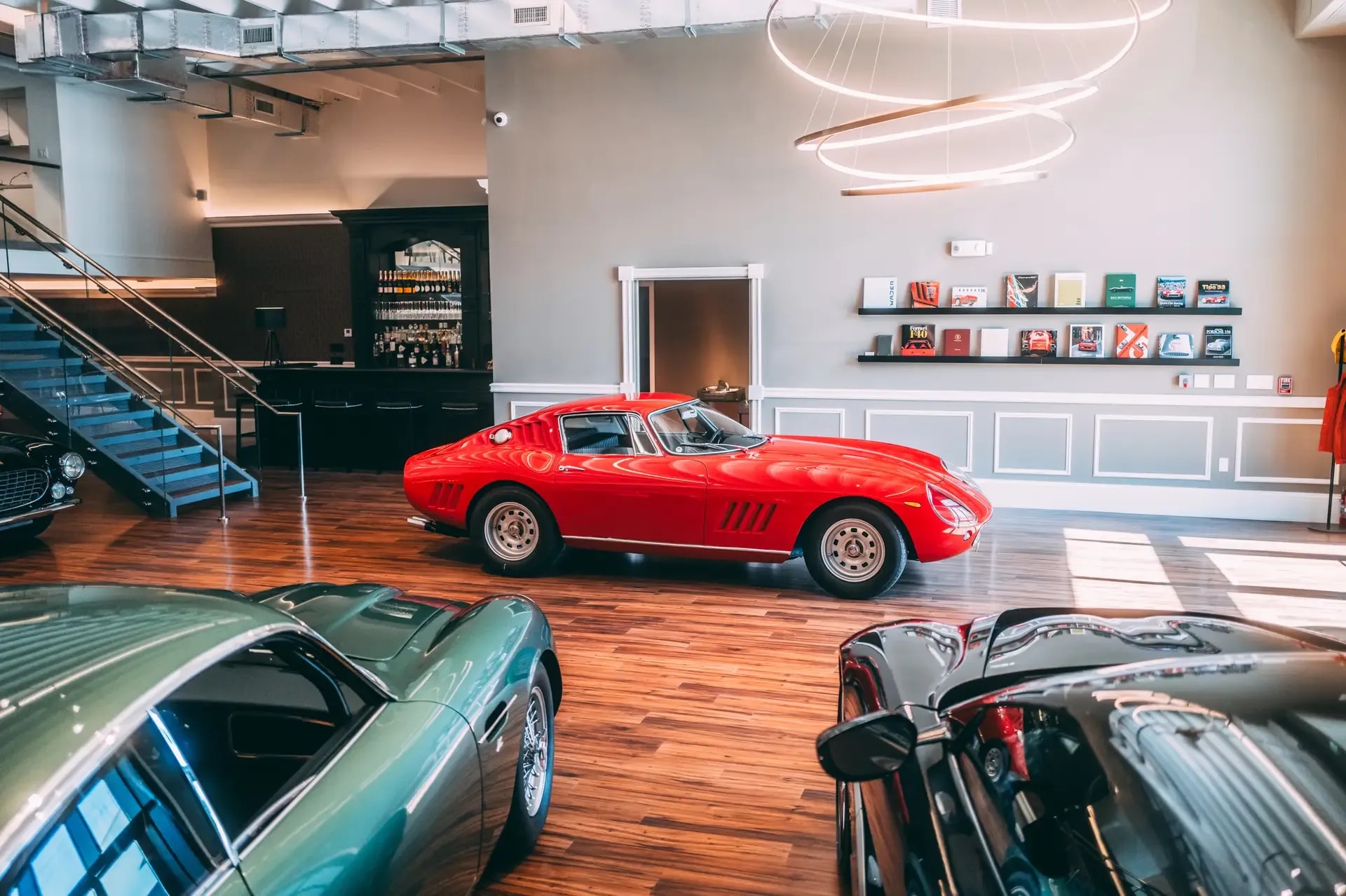 Our Miami location is looking for reinforcement!