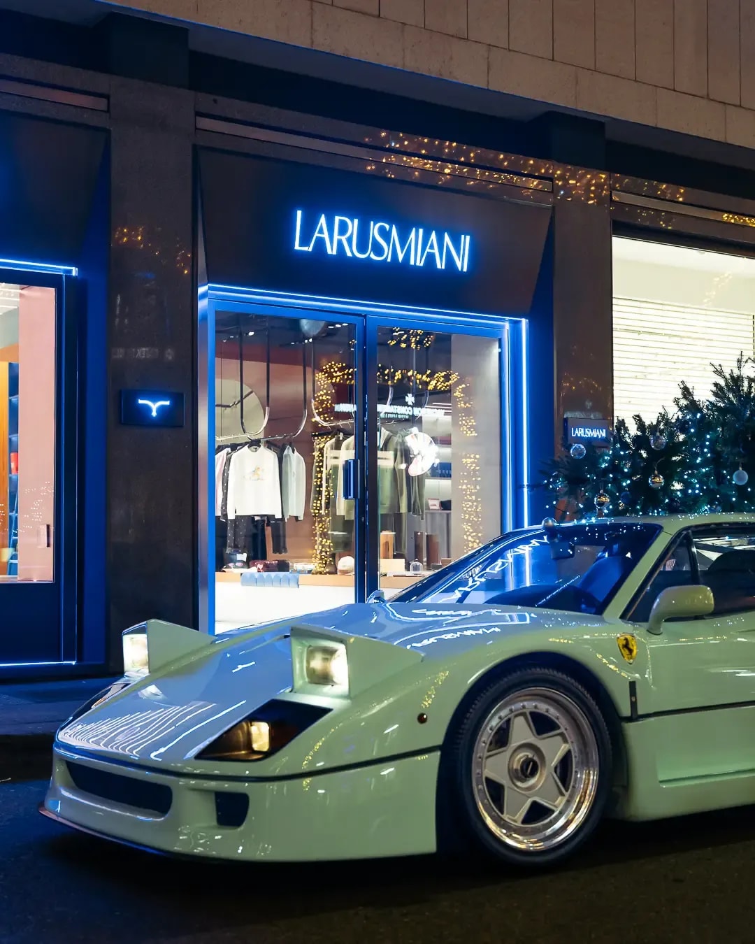 The Schaltkulisse Minty Forty at Larusmiani
