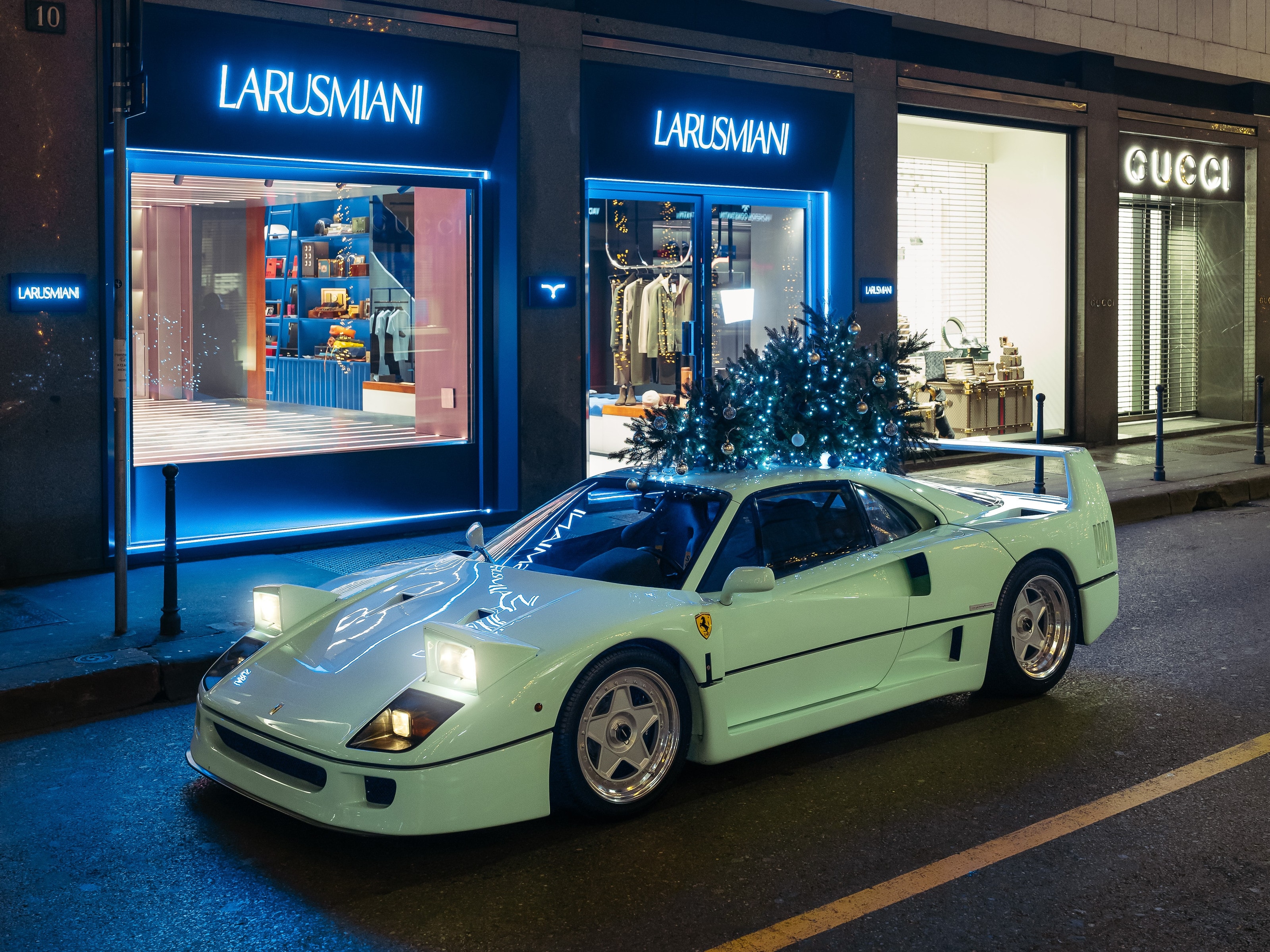 The Schaltkulisse Minty Forty at Larusmiani