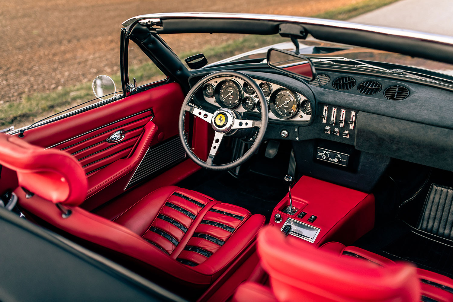 Ferrari 365 GTS/4 Daytona Sypder