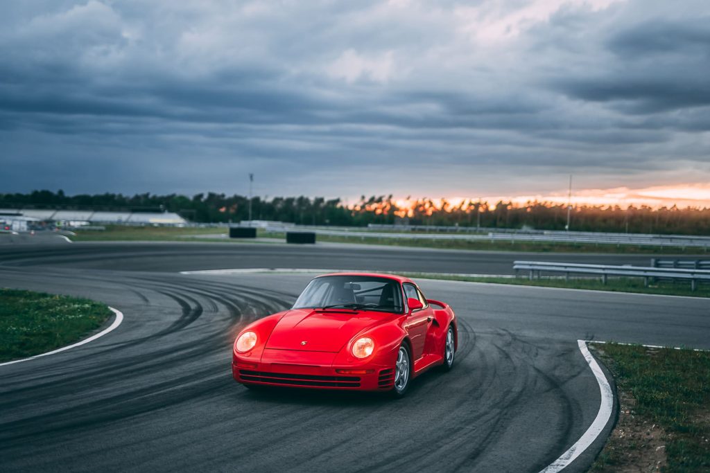 Porsche-959-Sport-Red15
