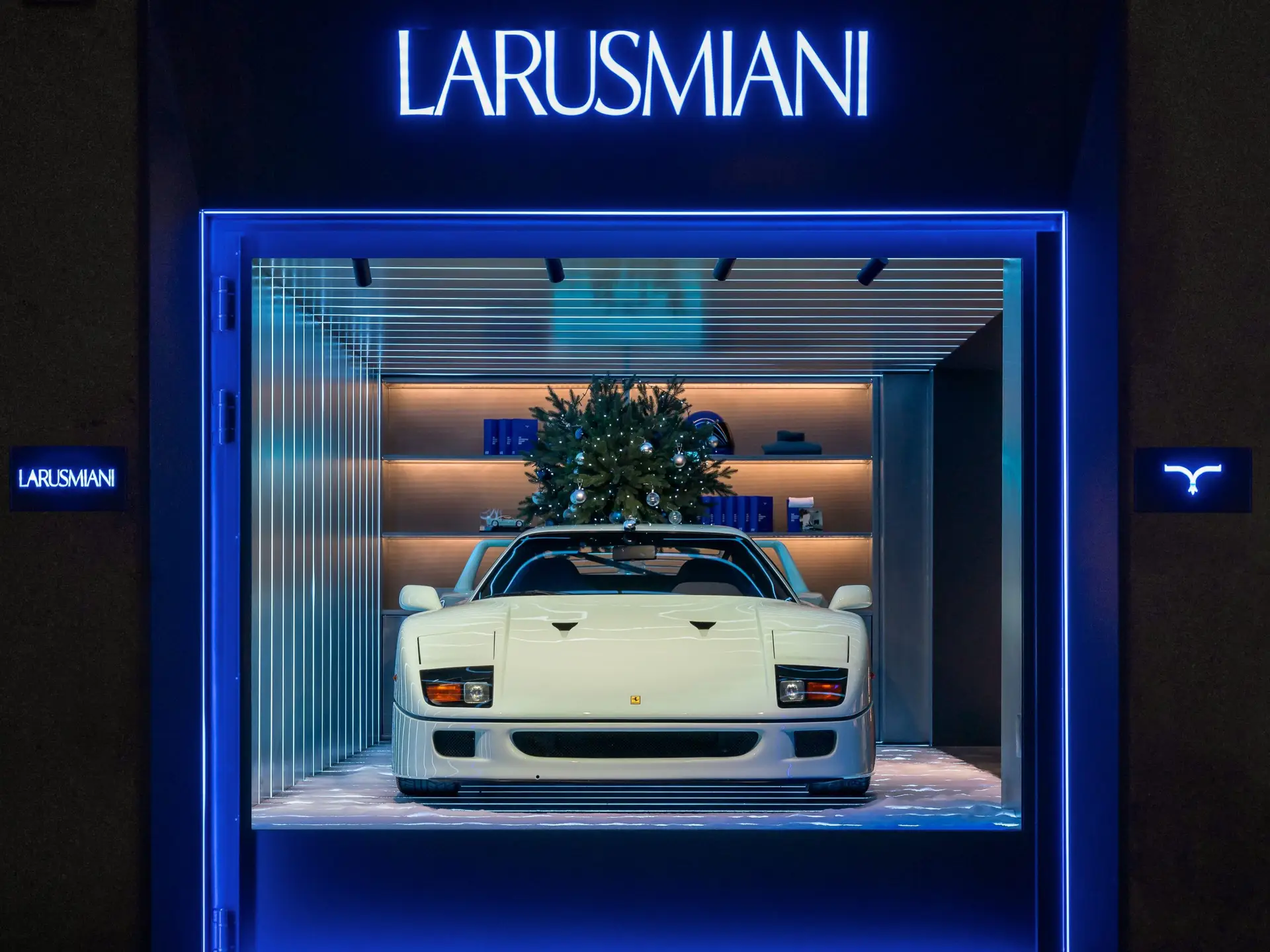 The Schaltkulisse Minty Forty at Larusmiani