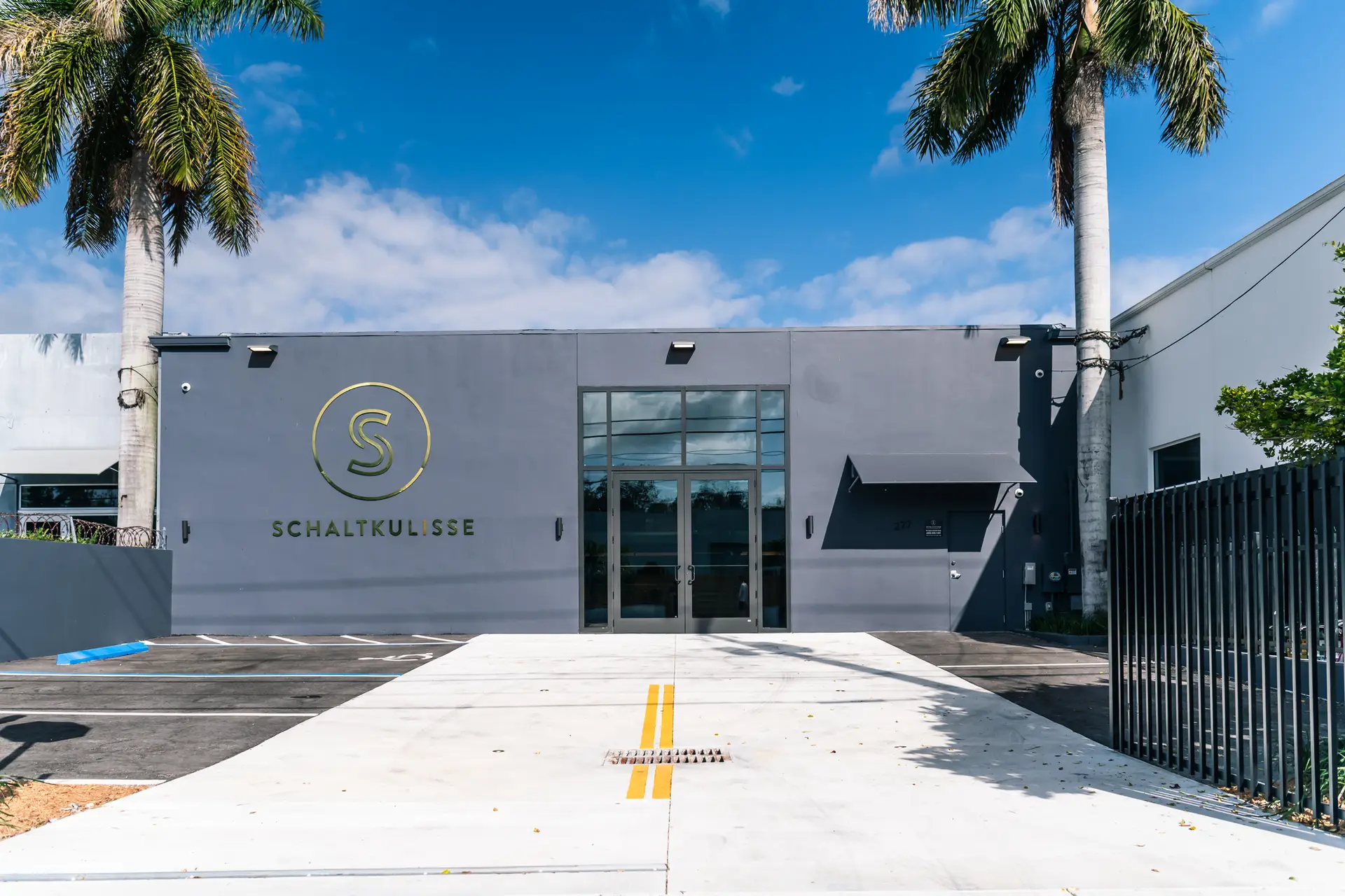 Our Miami location is looking for reinforcement!