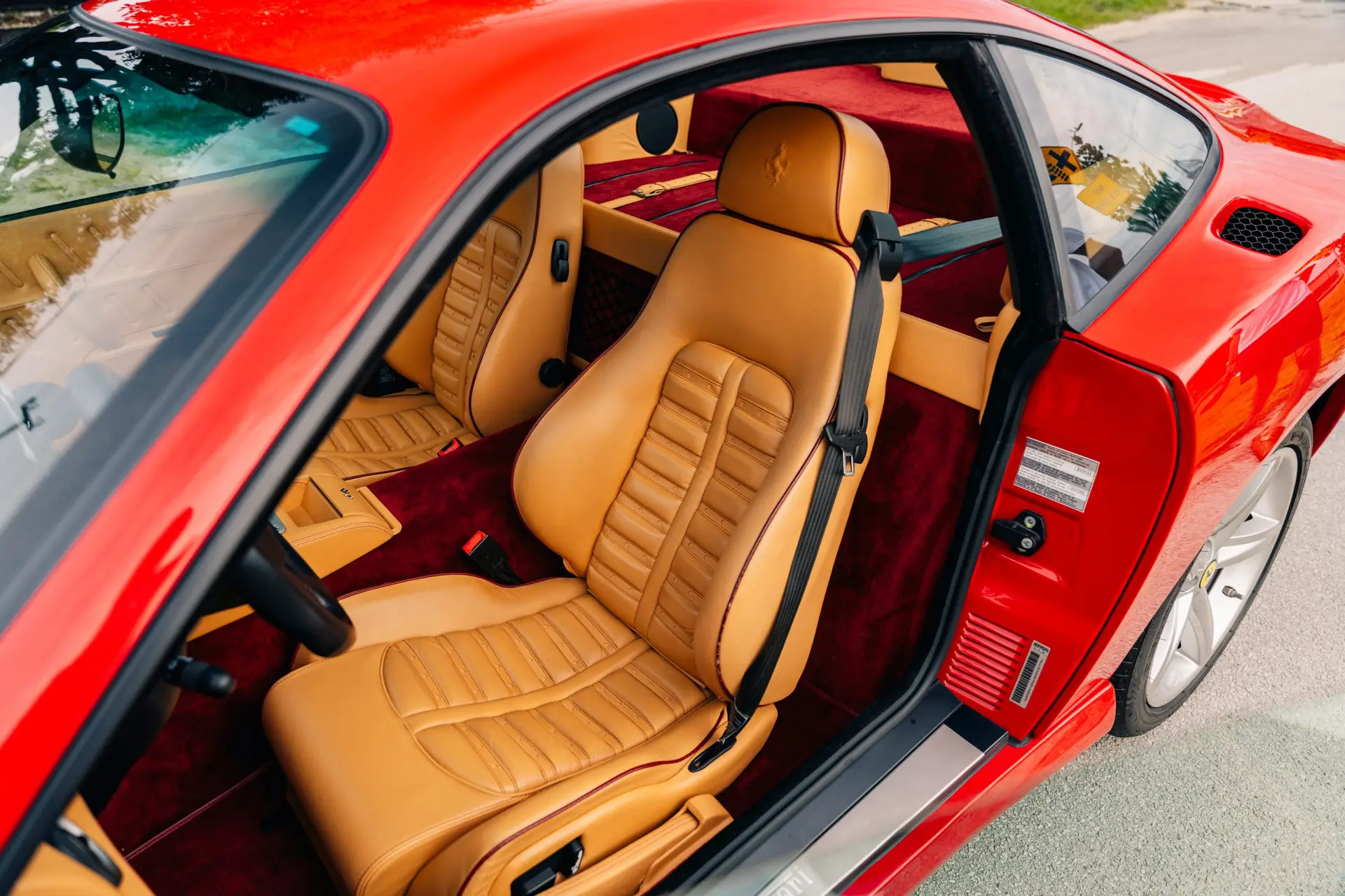 Ferrari 575 Manual Red36